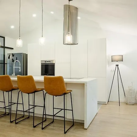 Atico Isabel, Diseno Y Calidez Junto A La Muralla Romana Apartment Lugo
