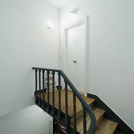 Apartment Atico Isabel, Diseno Y Calidez Junto A La Muralla Romana