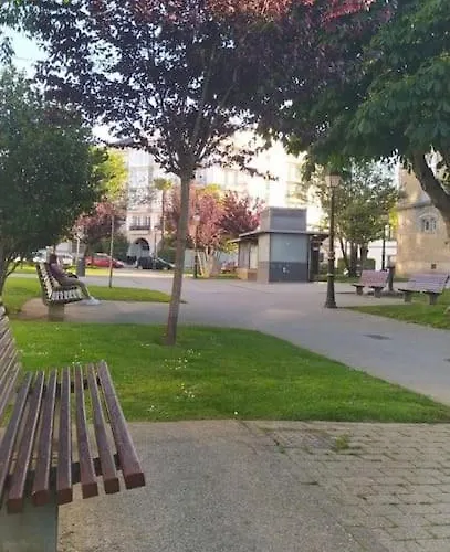 Atico Isabel, Diseno Y Calidez Junto A La Muralla Romana ルーゴ