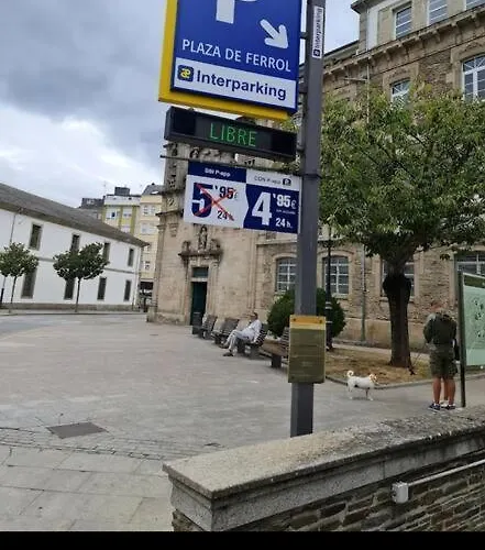 アパート Atico Isabel, Diseno Y Calidez Junto A La Muralla Romana *